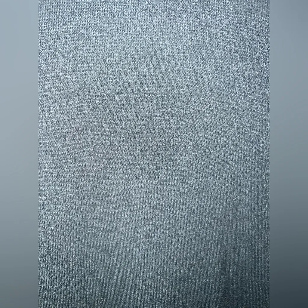 Aritizia Babaton knit midi long  sleeve dress size med - Image 3