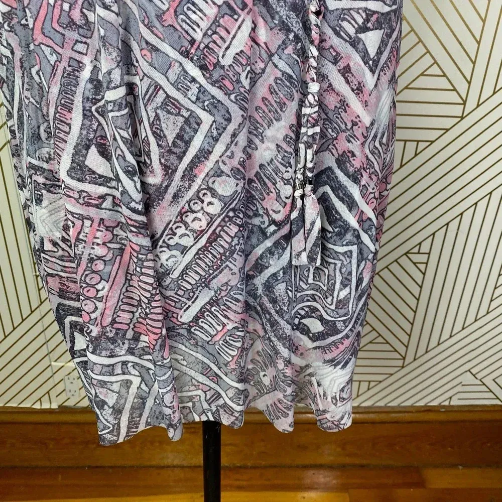 St. John‎ Sport Belted Gray & Pink Geometric Print Tank Dress Size US Small - Image 6