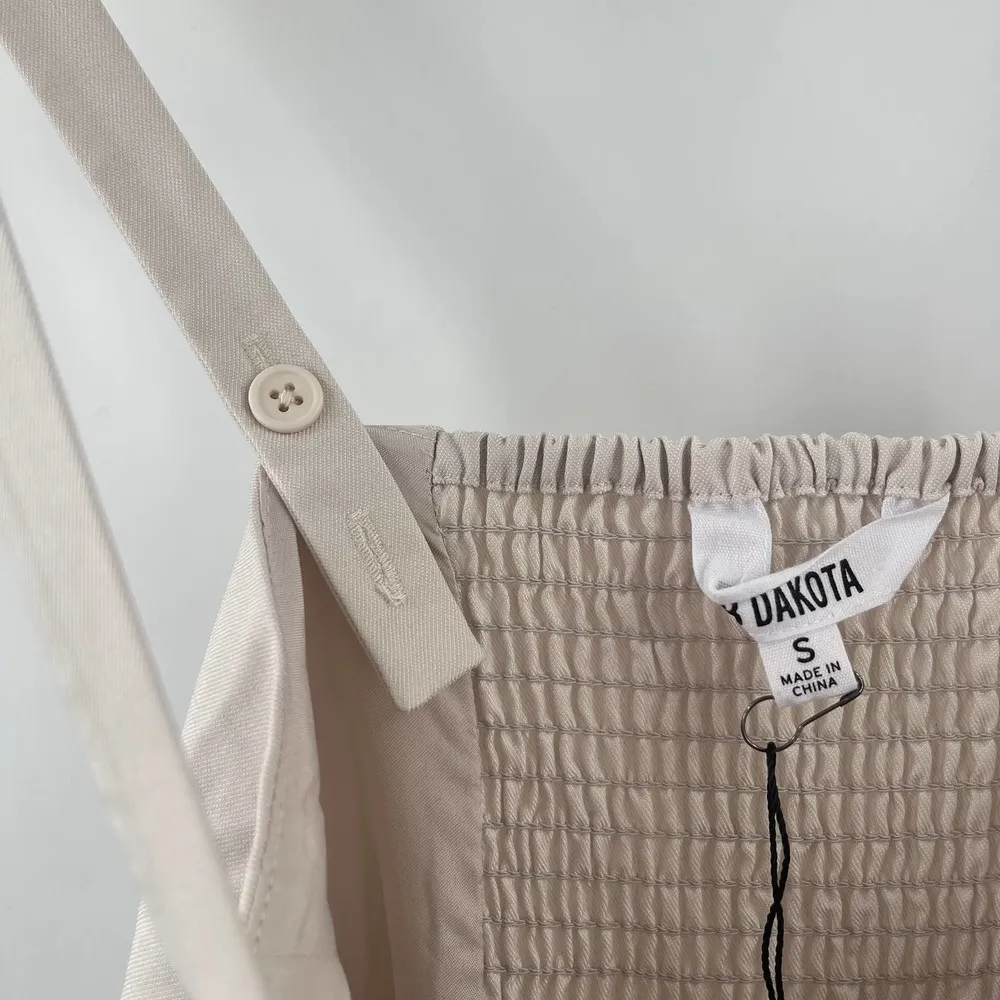 NEW BB DAKOTA Jumpsuit Size Small Khaki Cream Cropped Belted Side Zipper NWOT - Image 7