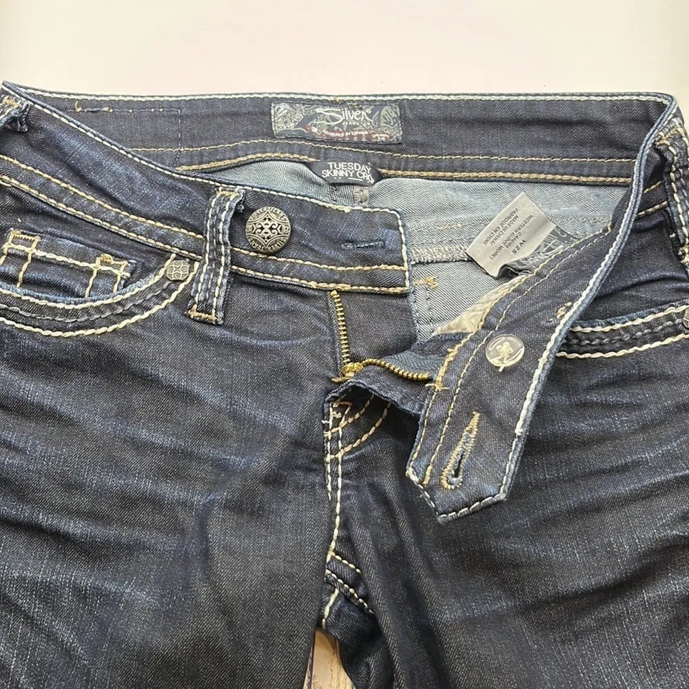 Silver Jeans Tuesday Skinny Crop Low Rise Size 25 - Image 16