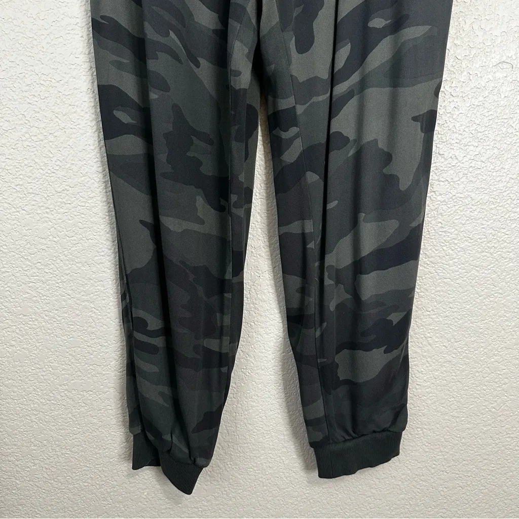 Splendid Green Camo Elastic Waist Pull On Jogger Pants, Size XL - Image 4