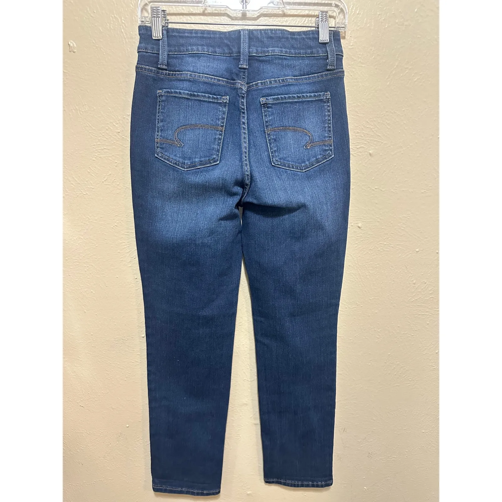 Time and‎ Tru Womens Jeans Size 6 Straight Leg Denim Dark Wash Casual Pants Blue - Image 3