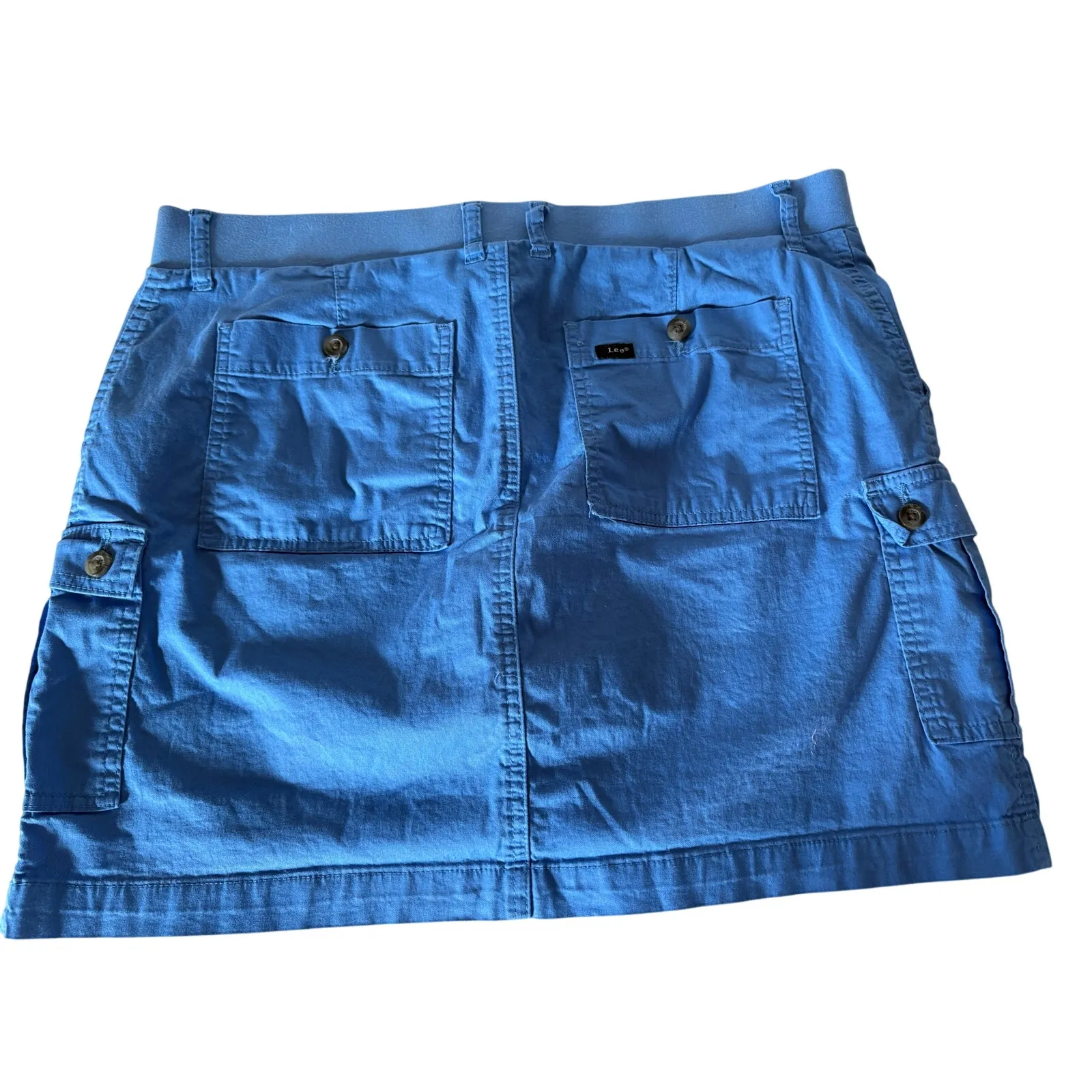 Lee cargo skort blue size large excellent pre-owned condition - Image 4