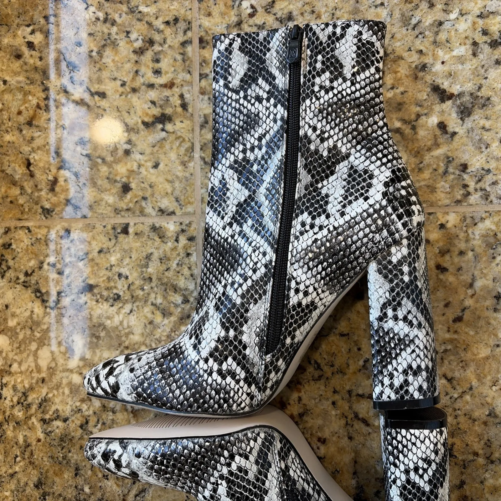 PrettyLittleThing Black Snake High Point Ankle Boot Block Heel Shoes Womens 7 - Image 7