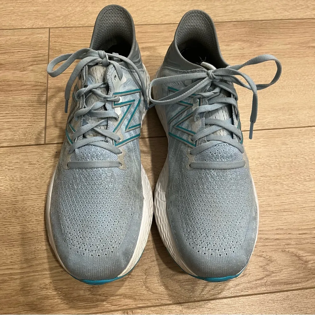 New Balance Women’s Fresh Foam 1080v11 UV Glo/Star Glo Blue Running Shoe Size 10 - Image 4