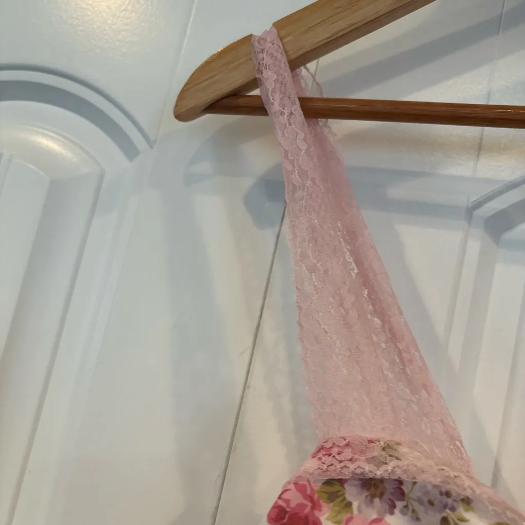 Finesse Benny White Floral‎ Mini Dress Size Small Pink - Image 5