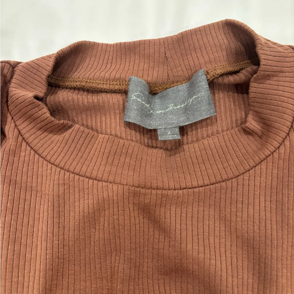 Anthropologie Sunday in Brooklyn Brown Ruffle Trim Sleeveless Tank size large - Image 6