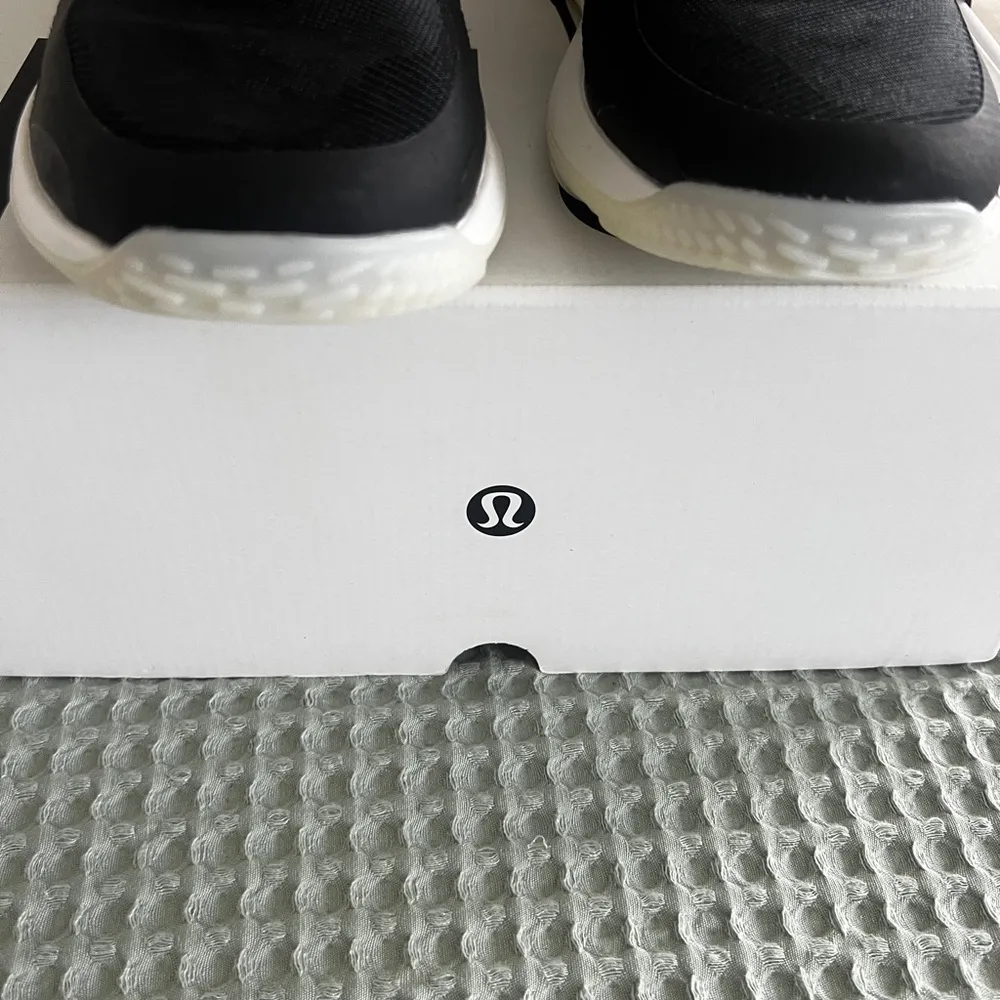 New in Box Black lululemon Strong Feel Training Shoe
Size 5 - Image 2