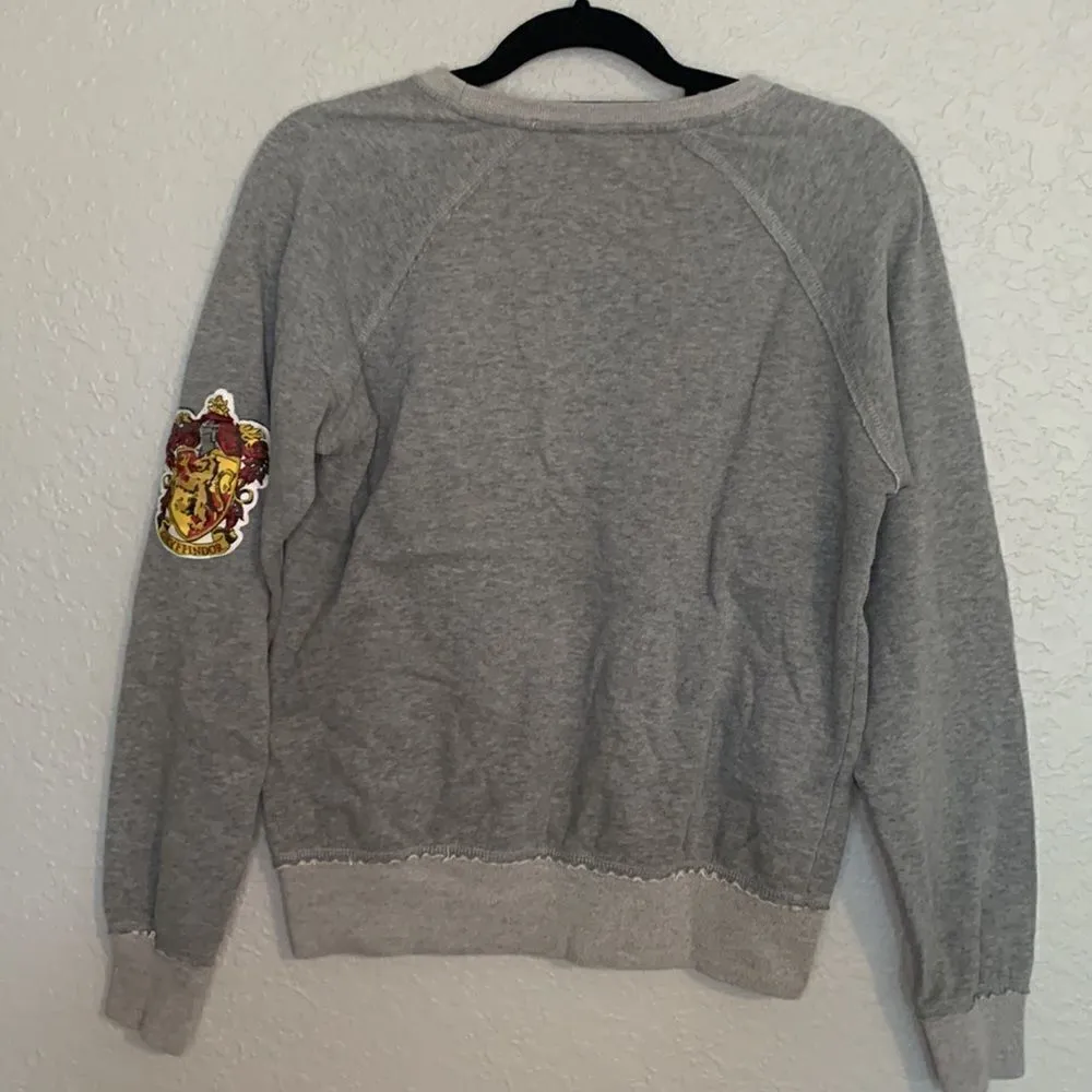 Harry Potter Gryffindor Gray Sweatshirt size S‎ Gray - Image 3