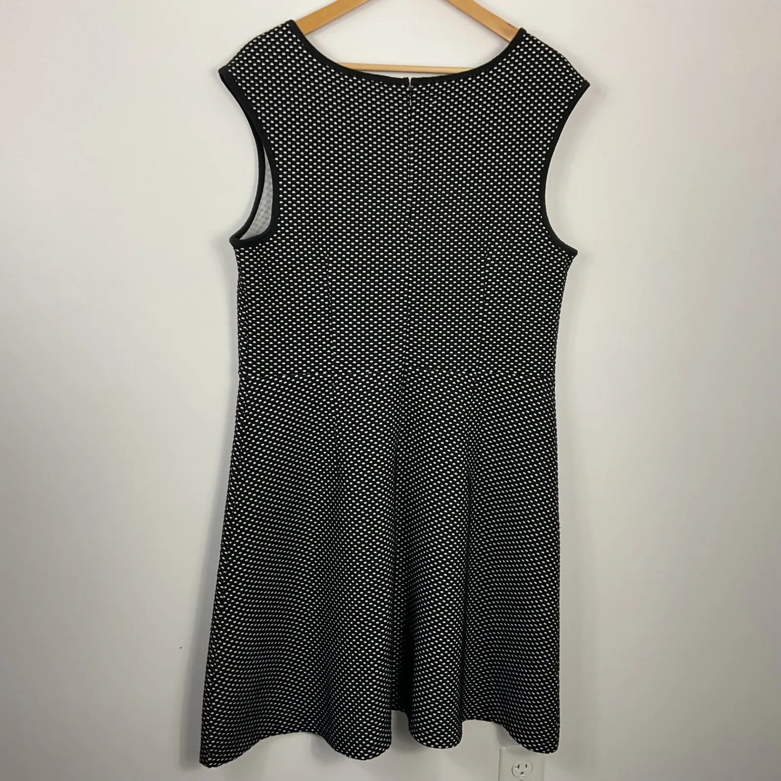 Ann Taylor Dress Size 14 Black White Polka Dot Sleeveless Career Casual - Image 2