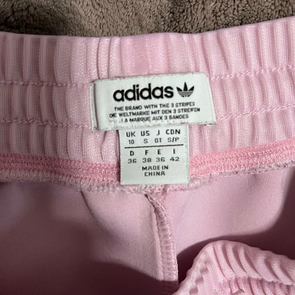 ADIDAS Drawstring Pink Shorts Satin 3 Stripe Women’s Sportswear Sz S. Like New! - Image 5