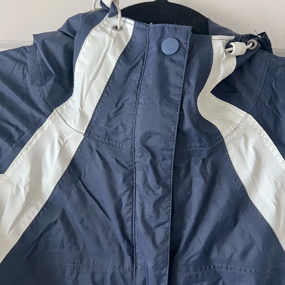 Navy and white Columbia windbreaker #windbreaker - Image 6