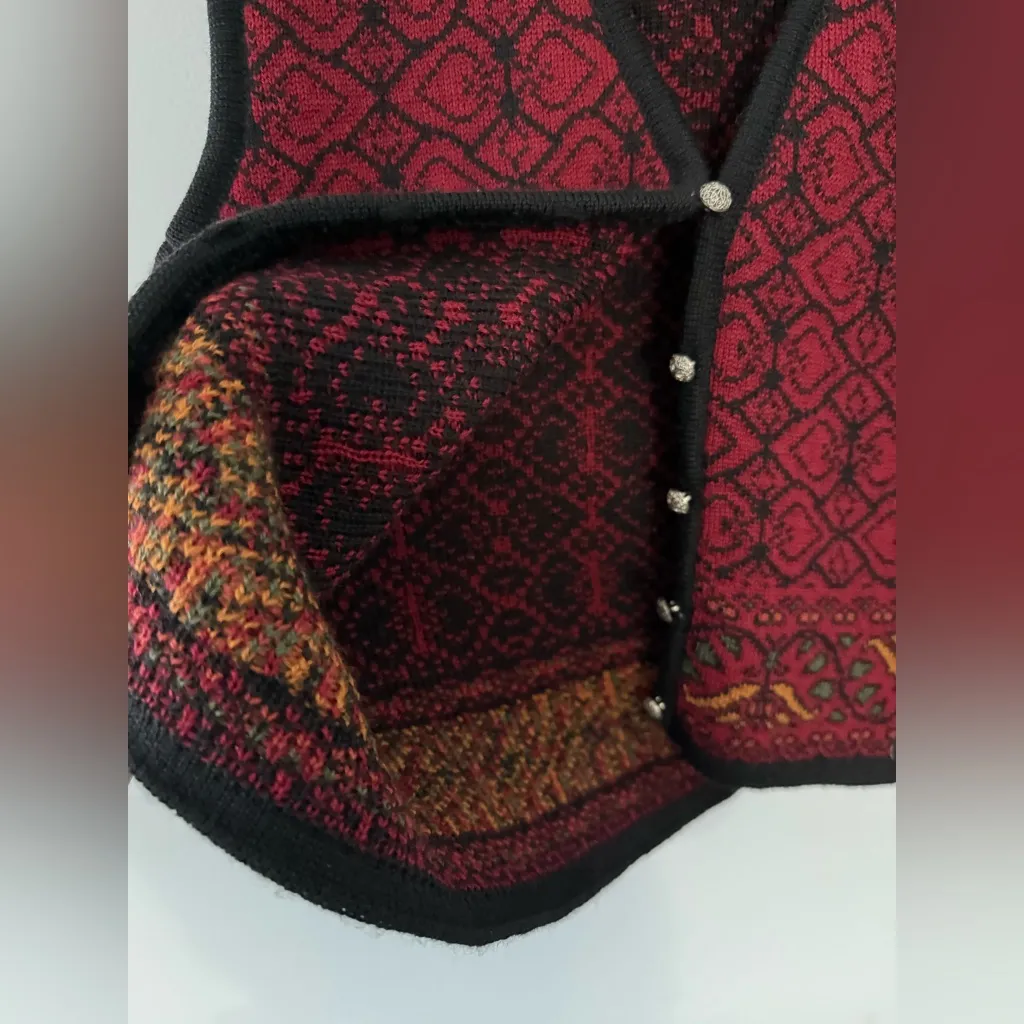 Dale of Norway Sweater Vest Red Boho Patterned 100% Wool Winter Classic Size S - Image 6