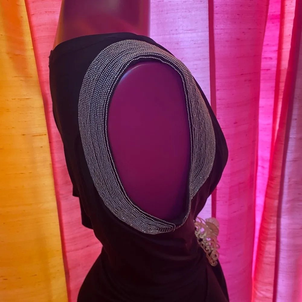 Black One Shoulder Top from Twenty One (Forever 21) Medium - Image 8