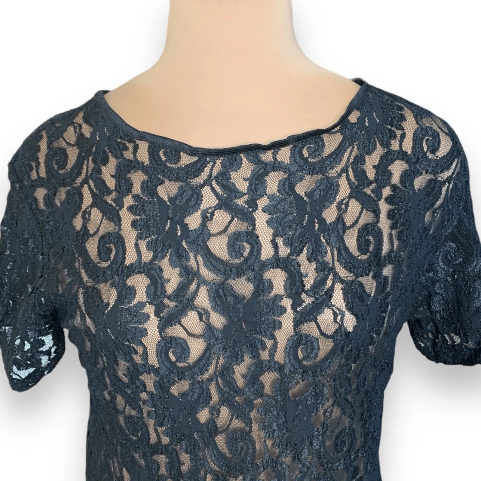 Vintage 90s Black Sheer Floral Lace Short Sleeve Top Medium Romantic Floral - Image 2