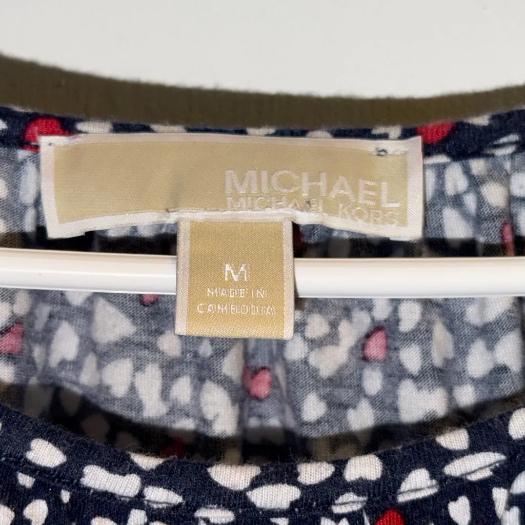Michael Kors Navy Top with Red and White Heart Accents with Bell sleeves Sz M - Image 5