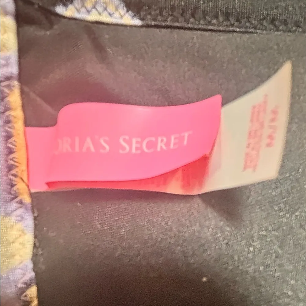 Victoria’s Secret Bikini. Size S/M Black Geometric Print - Image 6