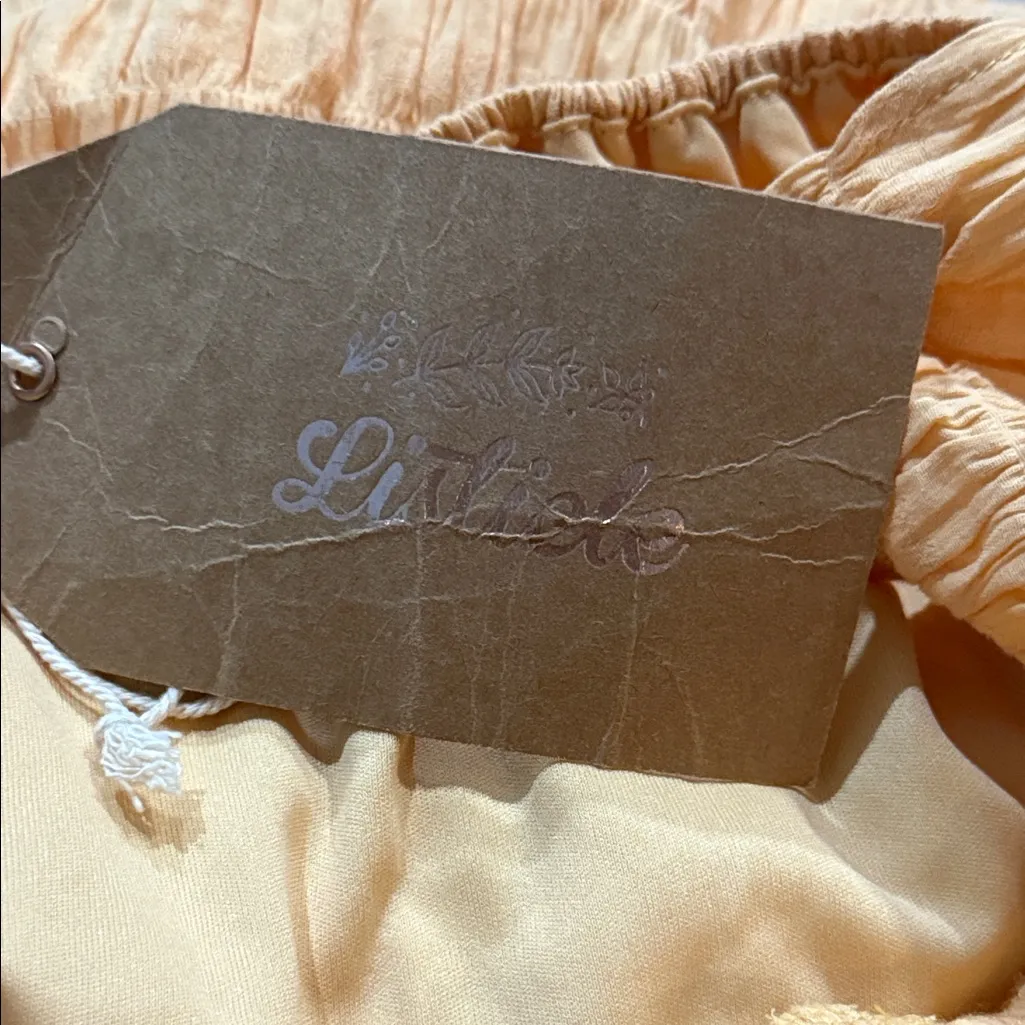 Listicle orange smocked dress size large NWT - Image 6