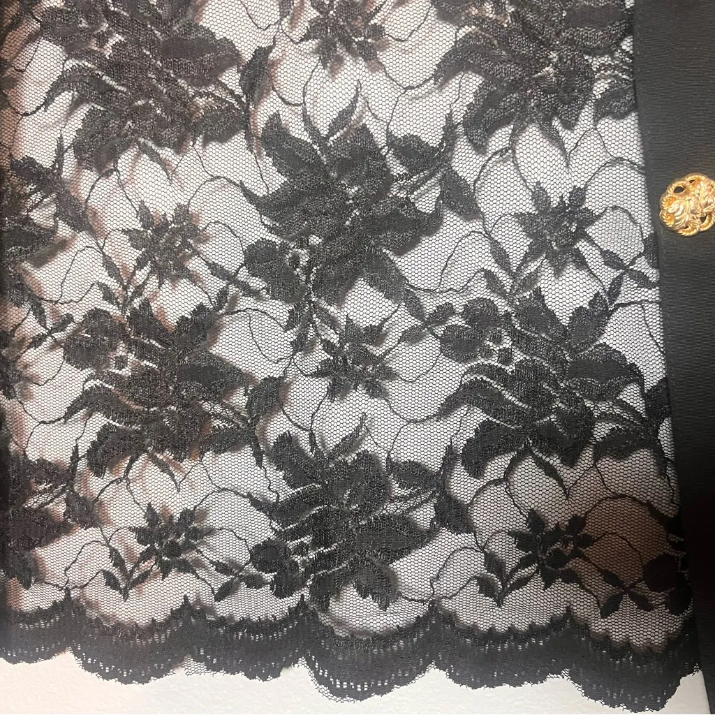 Vintage Lisa’s Cardigan Black Lace Short Sleeve Open Front Gold Buttons Size XXL - Image 8
