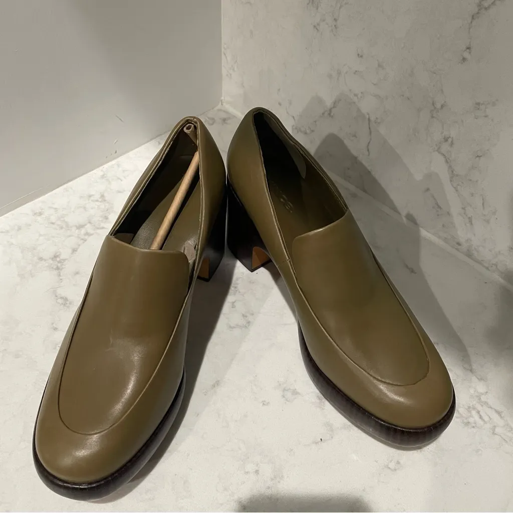 New! Vince Narisa Olive Green Leather‎ Slip On Platform Loafers Shoes - Image 5