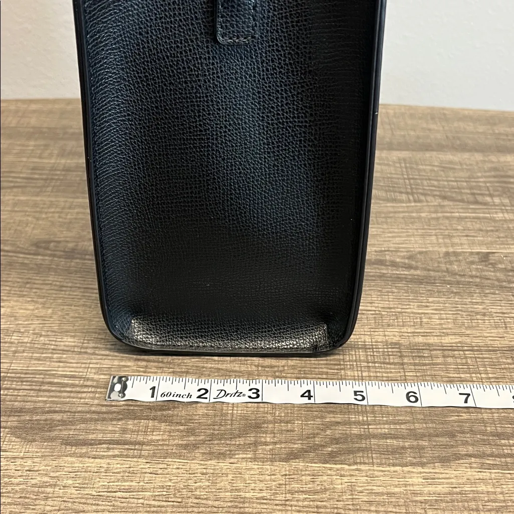 Karl Lagerfeld | Classic Black Crossbody Bag w/ Charm Wallet - Image 15