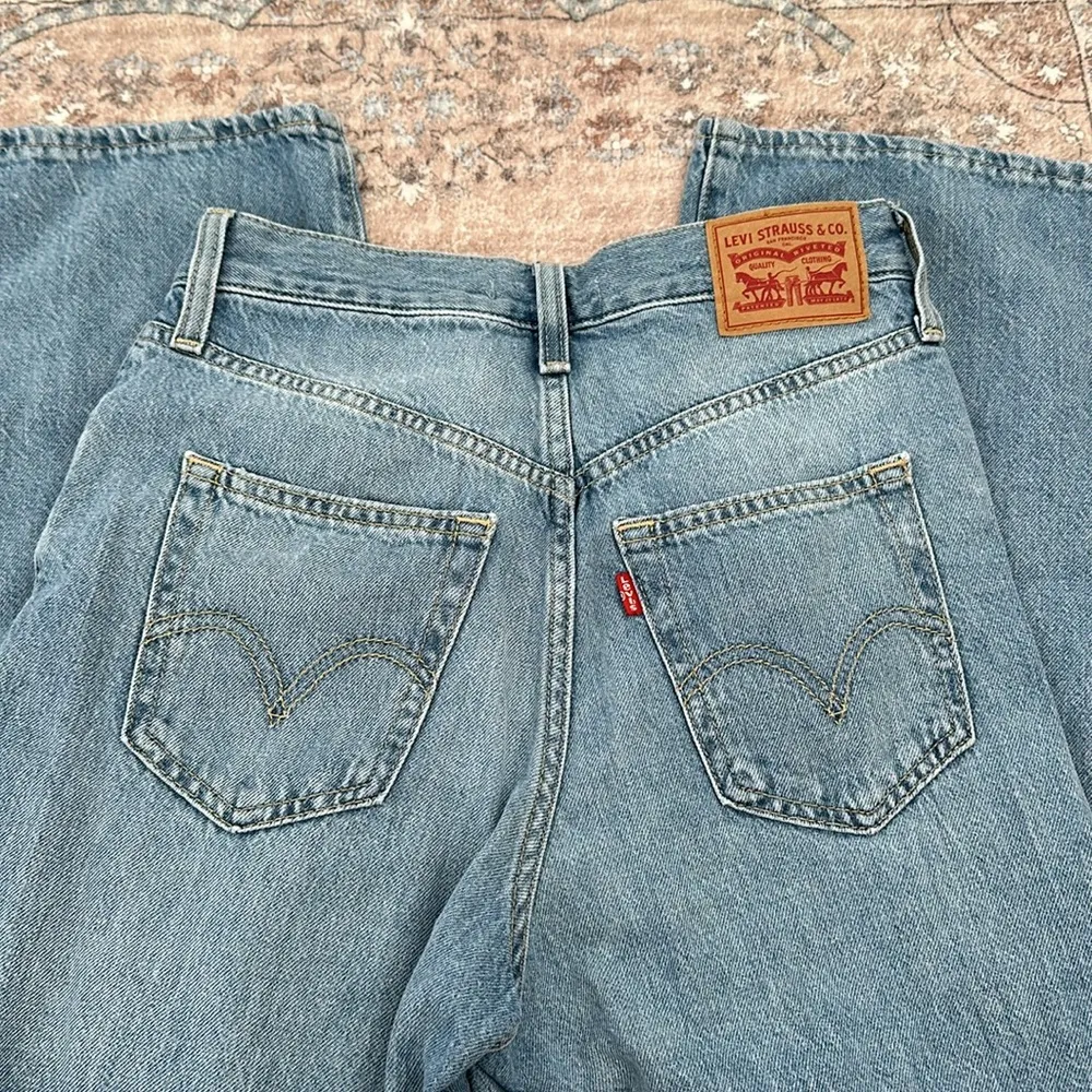 Levi’s High Waisted Straight Jean - Image 5