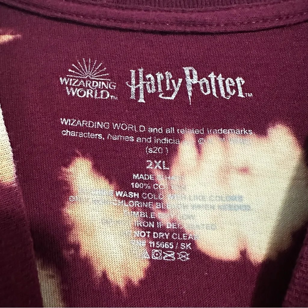 Reverse Dyed Harry Potter Gryffindor Quidditch Tee 2X Red - Image 6