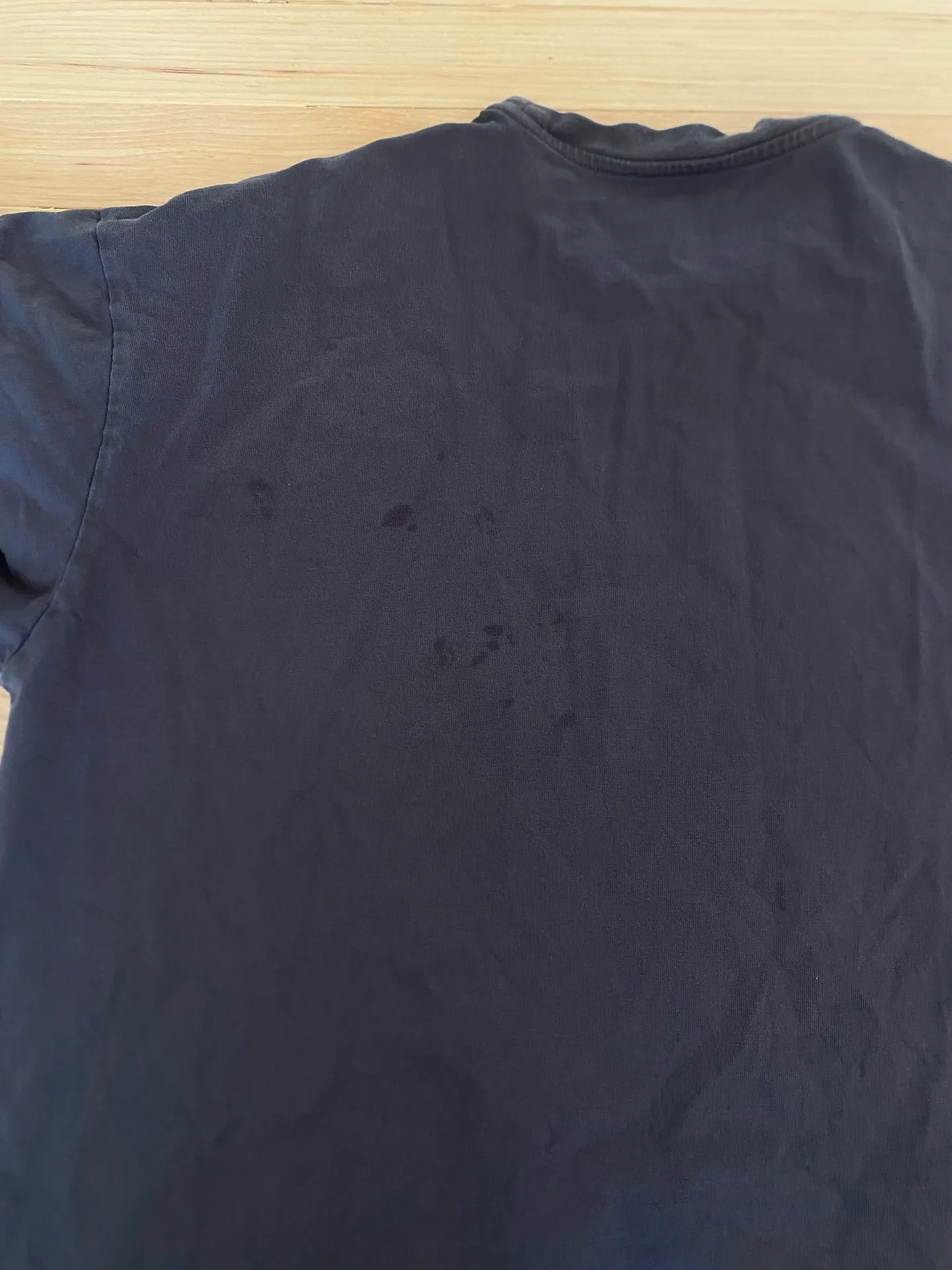 white fox oversized dark grey tee - Image 4