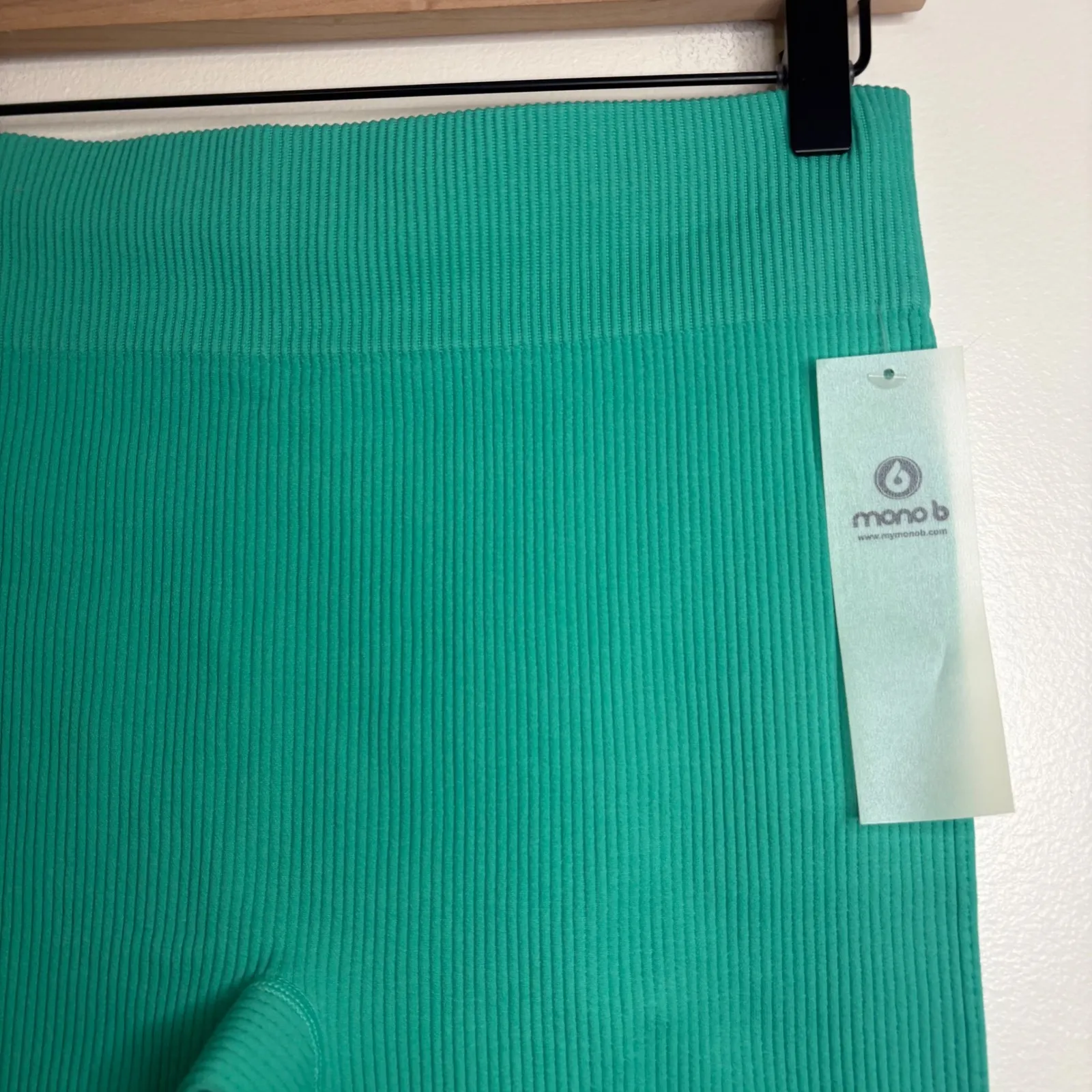 Mono‎ B Ribbed Biker Shorts Women's L Green Stretch Nylon Spandex NWT Size L - Image 2