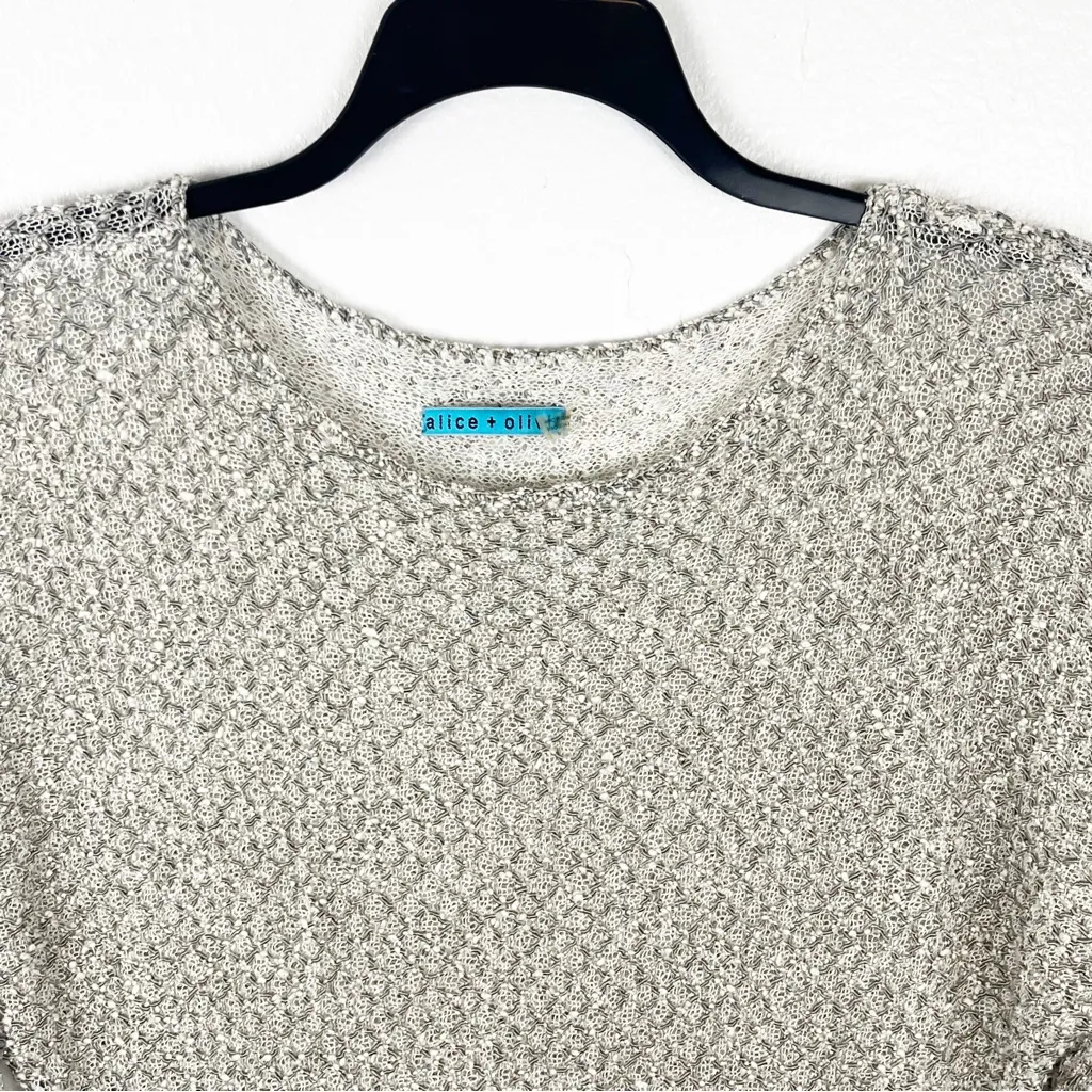 ALICE + OLIVIA Metallic Linen Blend Open Knit Sheer Holiday Party Top Size Small - Image 6