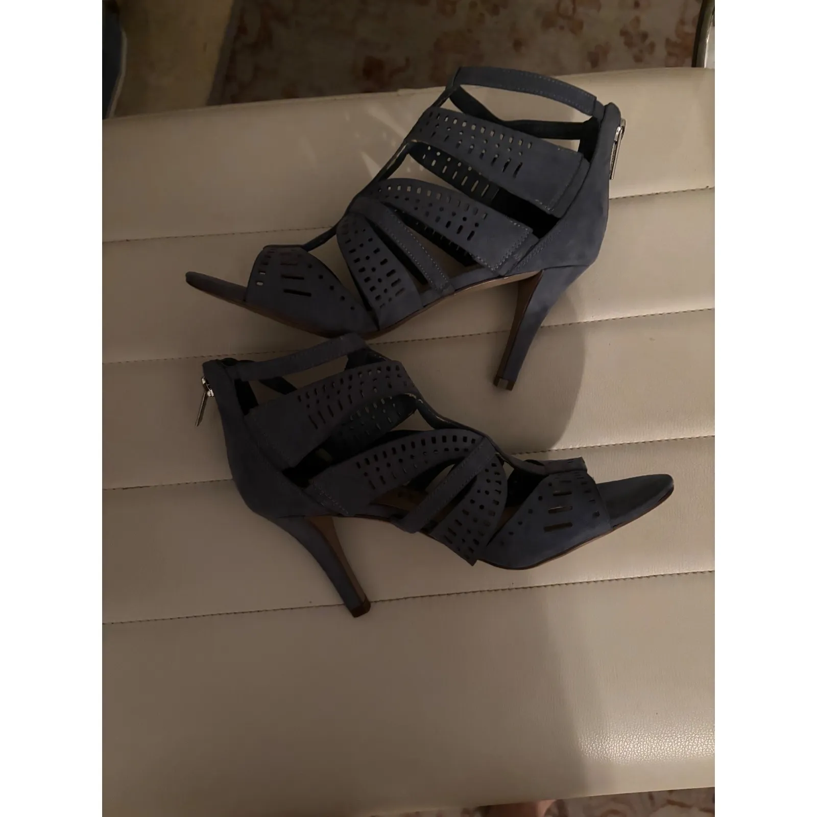 UNISA‎ Women's Blue Suede Laser Cut Peep Toe Stiletto Heel Booties Size 7M - Image 3