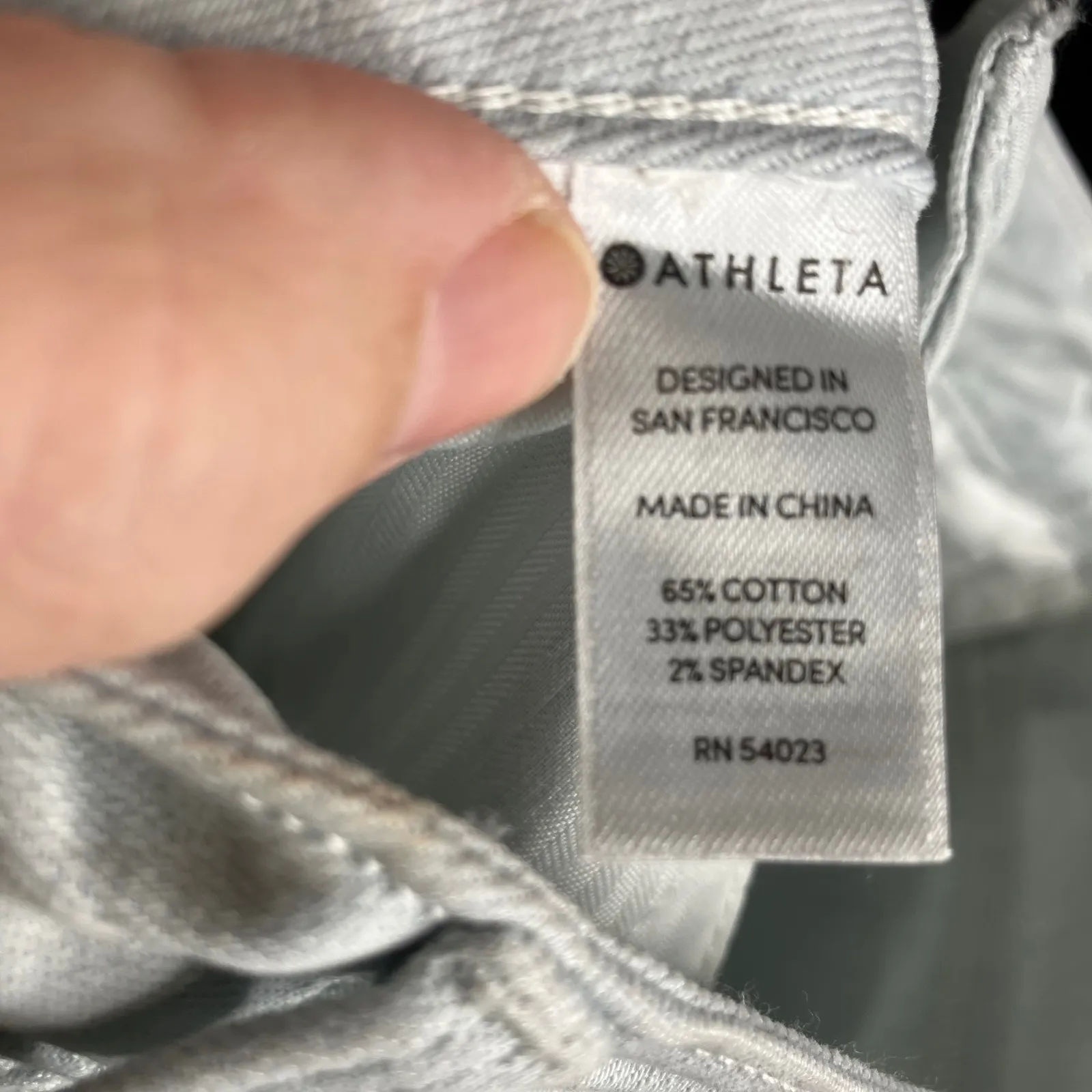 Athleta sculptek skinny crop jeans light wash women's size 4 tall new with tags - Image 10