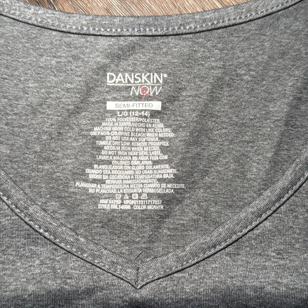 Danskin Now Women’s Semi Fitted Gray Athletic Short Sleeve V Neck‎ Shirt Large - Image 4