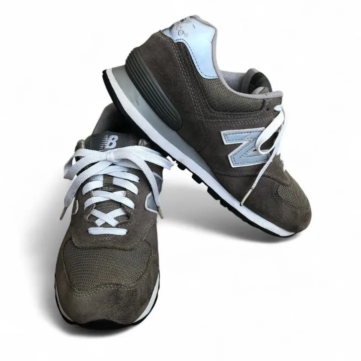 New Balance 574 Classic Gray on Gray W574 GS Women’s Size 8.5. - Image 4