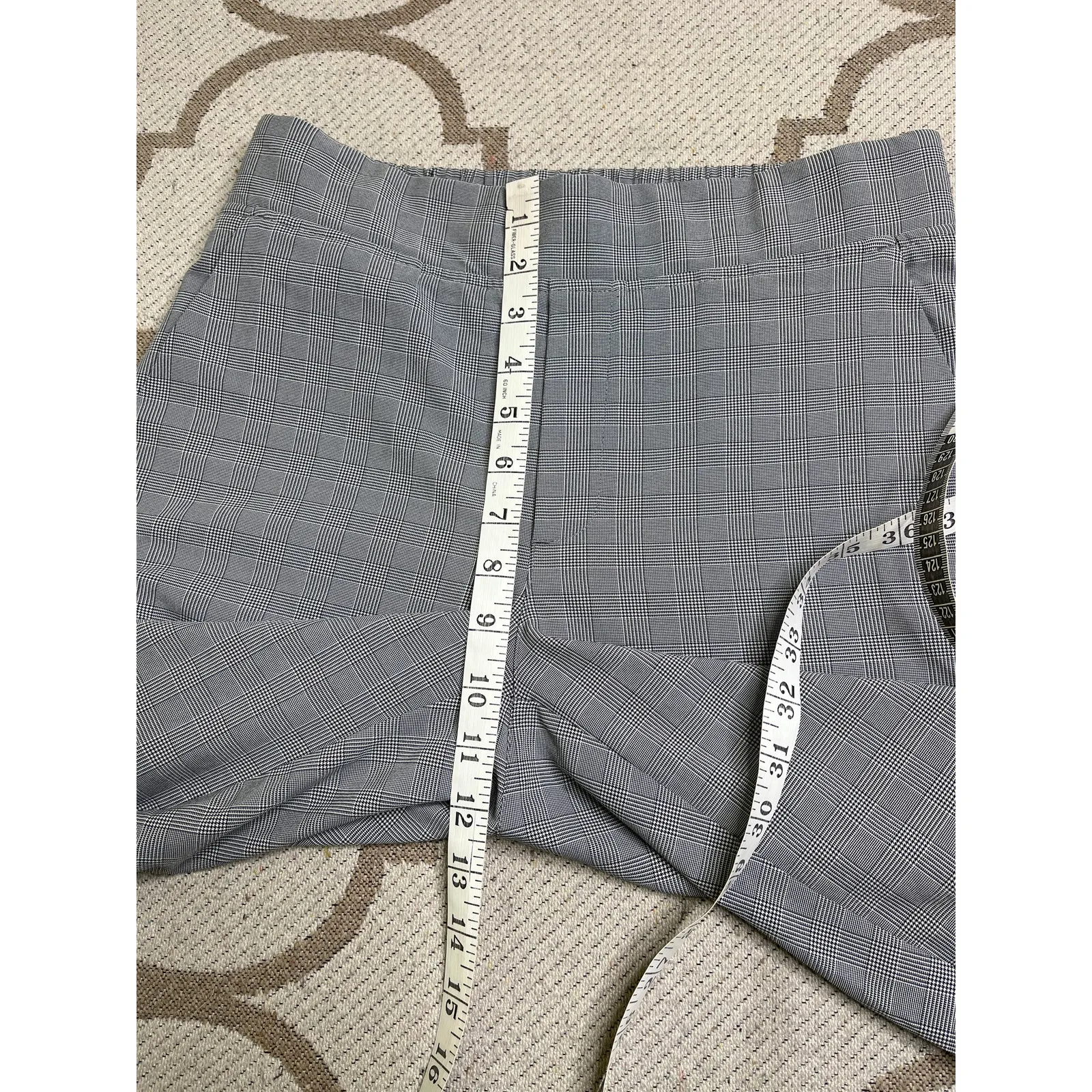 Athleta Brooklyn Plaid Ankle Pull On Mid Rise Travel Pants, size 2 - Image 6