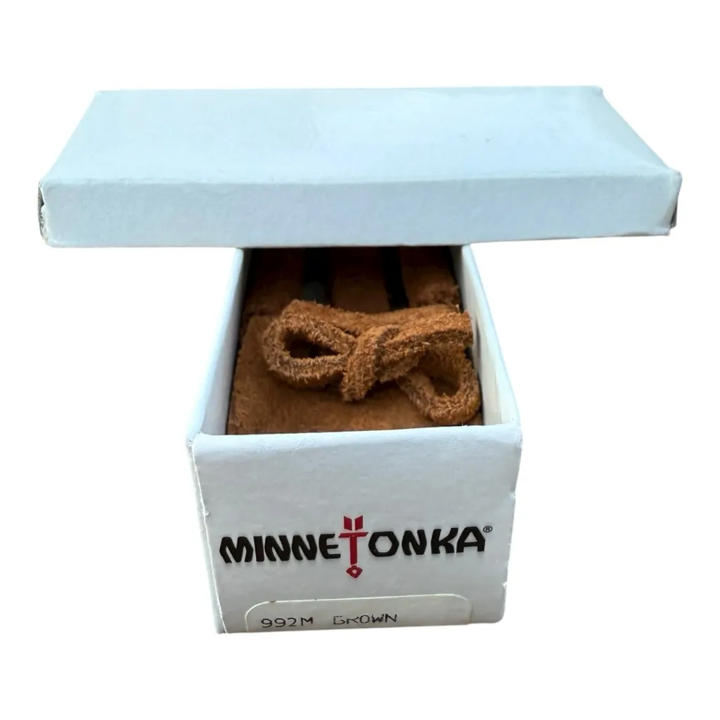 Minnetonka Suede Moccasin Keychain Key Ring Dark Brown Fringed Mini Shoe NIB - Image 5