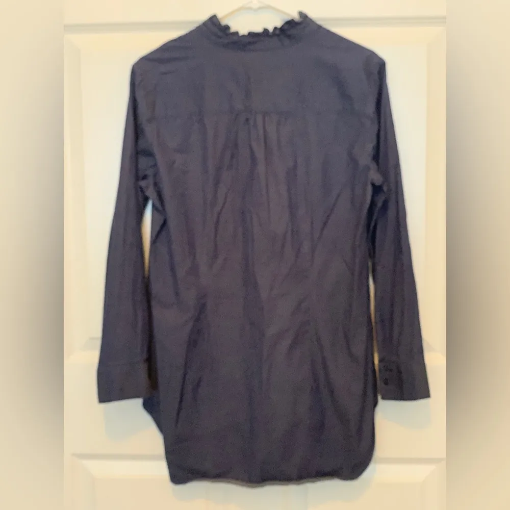 New York & Company Women's Blue Ruffled Collar Top. Size - Image 3