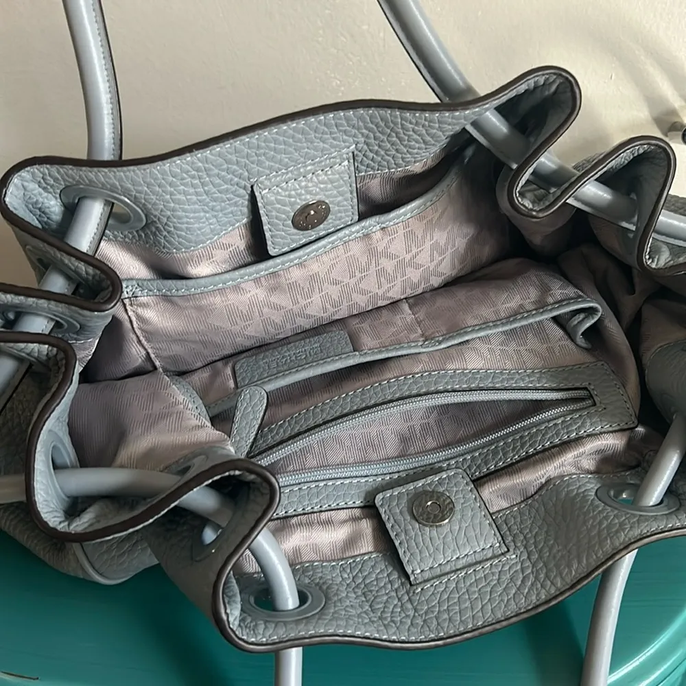 Michael Kors Large Pebbled Leather Dalia Dusty Blue Tote Shoulder Bag - Image 7