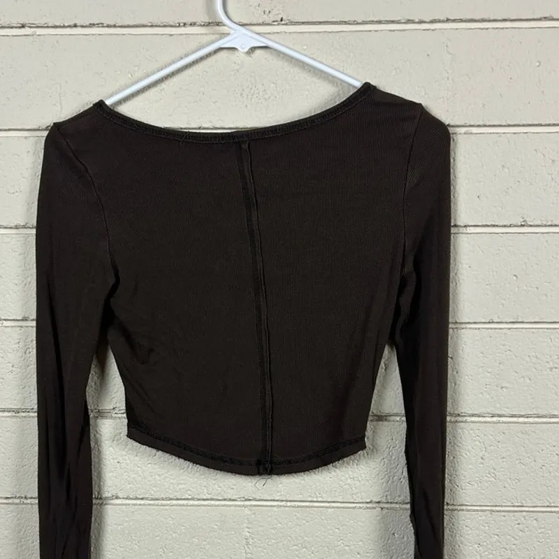 Urban Outfitters Out from Under Brown Long Sleeve Cropped Top size S - Image 5