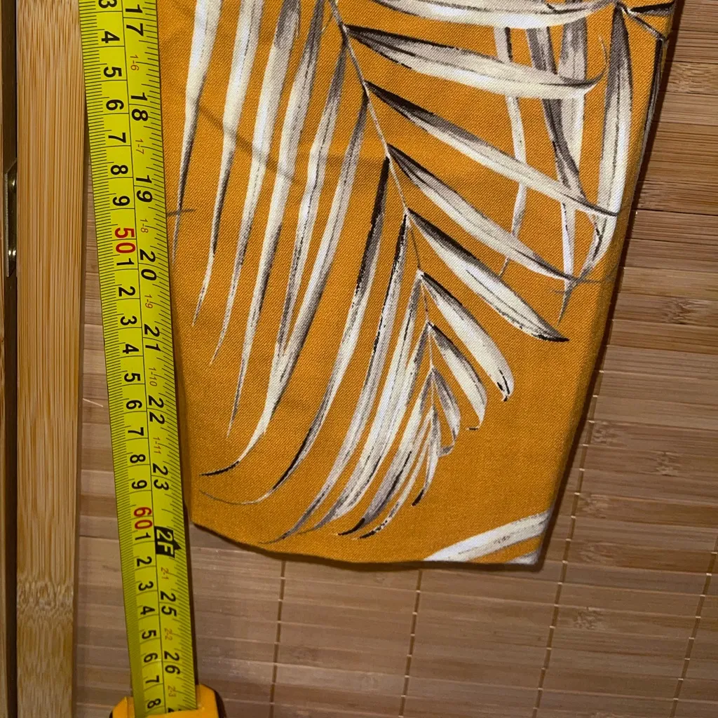 White House Black Market skinny crop pants golden yellow plan slacks womans sz 4 - Image 6