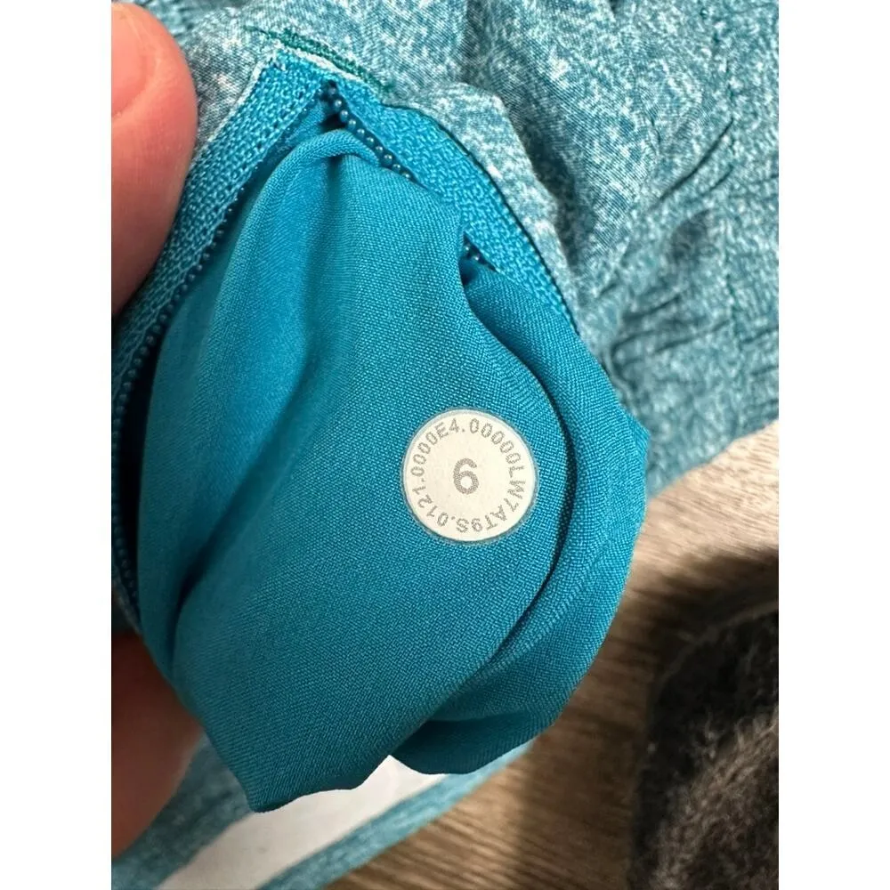 Lululemon Tracker Short V *4" Heather Lux Multi Hawaiian Blue - Image 4