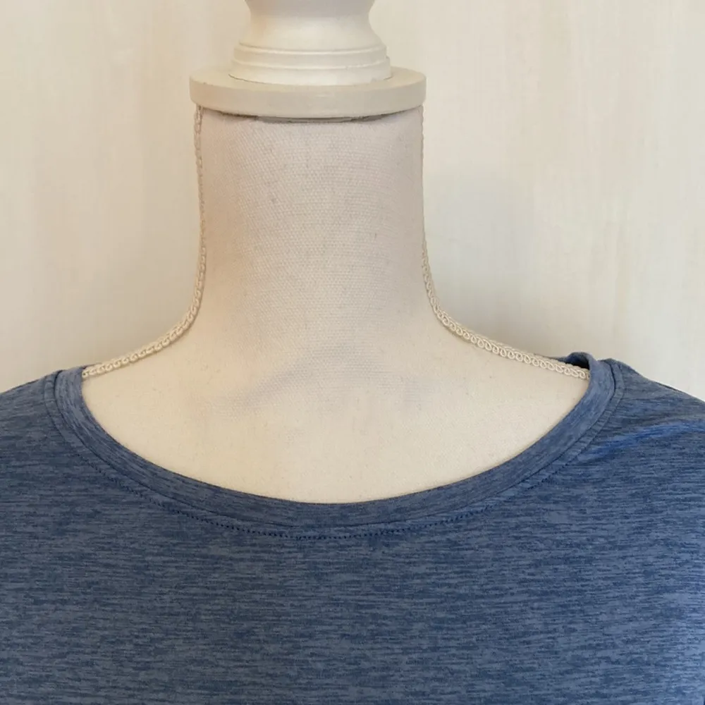 Rouched Performance Top with Thumb Hole Detail Blue - Image 7