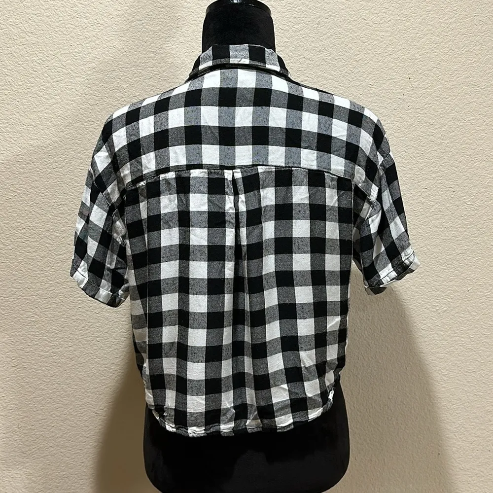 Forever 21 Checkered Print Button Up Top - Image 2