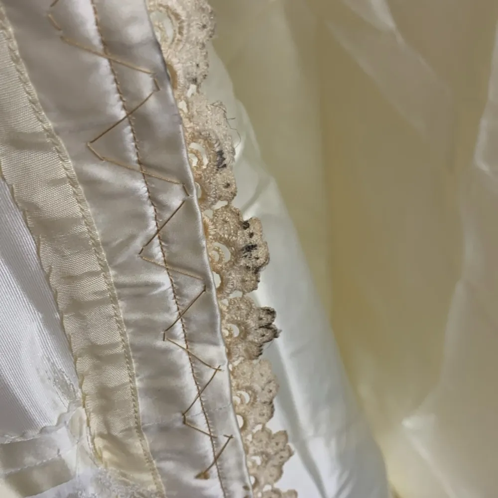 Vintage 1930’s/40’s Satin Handmade Wedding Dress with Buttons - Image 11
