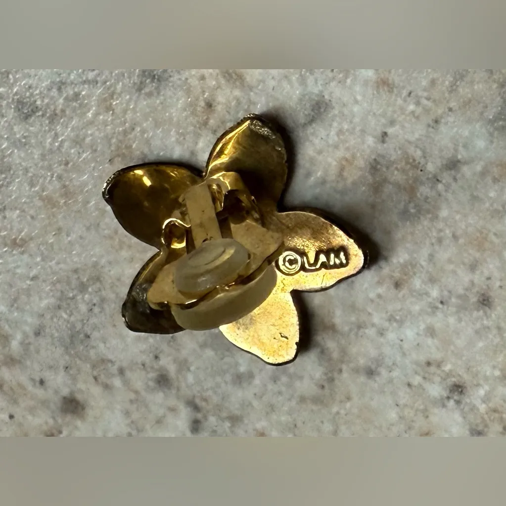 Vintage Leighton Lam Hawaiian Flower Clip - Image 4