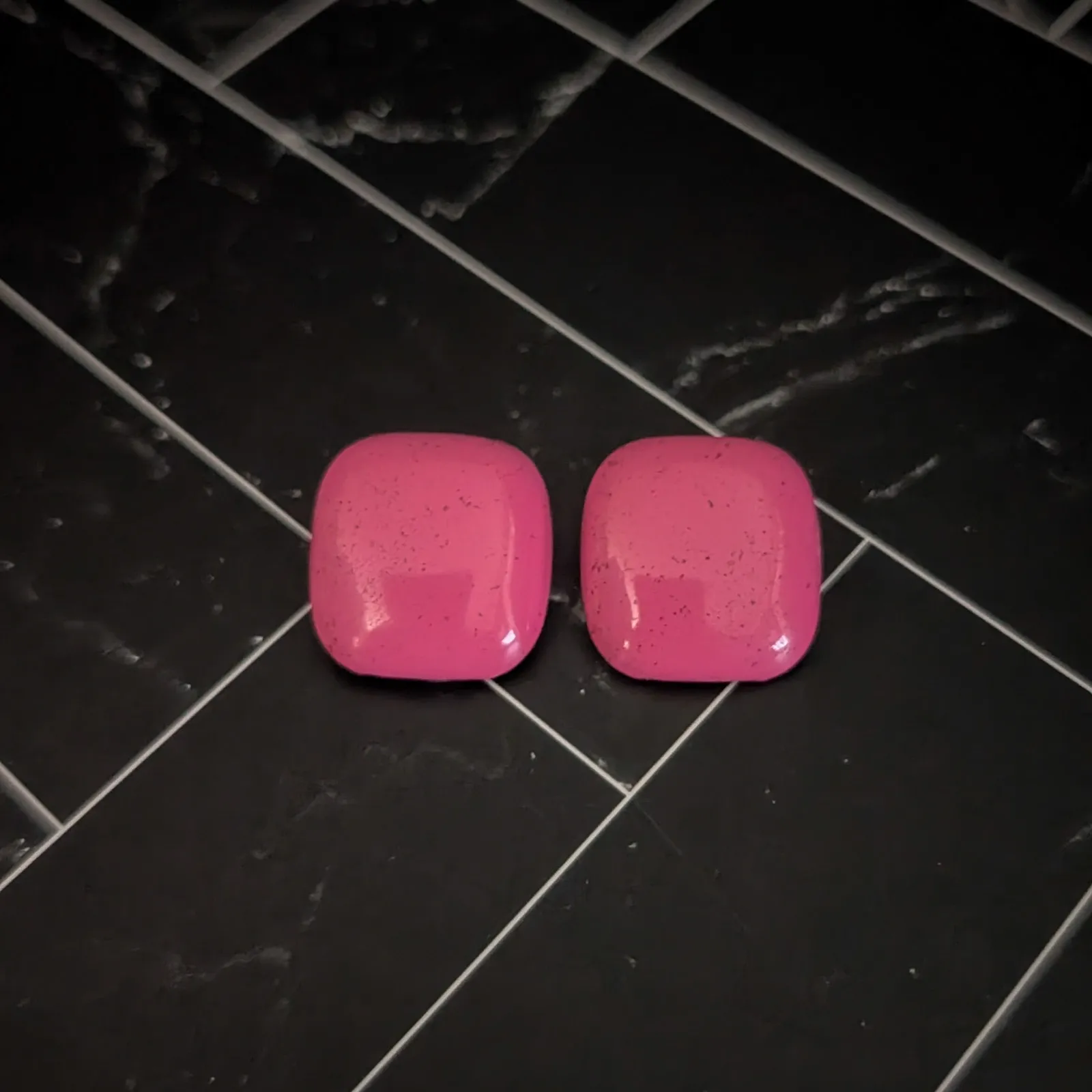 Vintage Clip On Earrings Pink Rounded Square - Image 2
