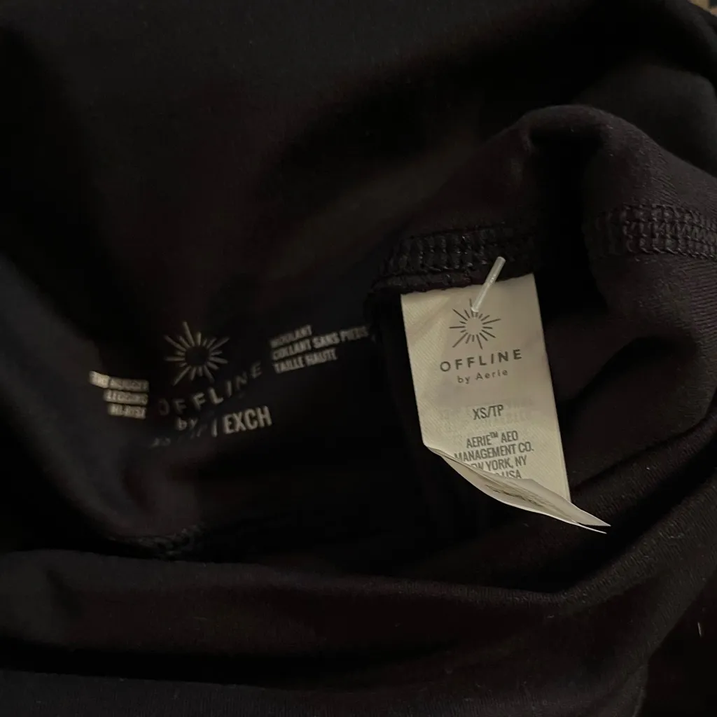 Aerie  Split Hem Leggings NWOT - Image 4