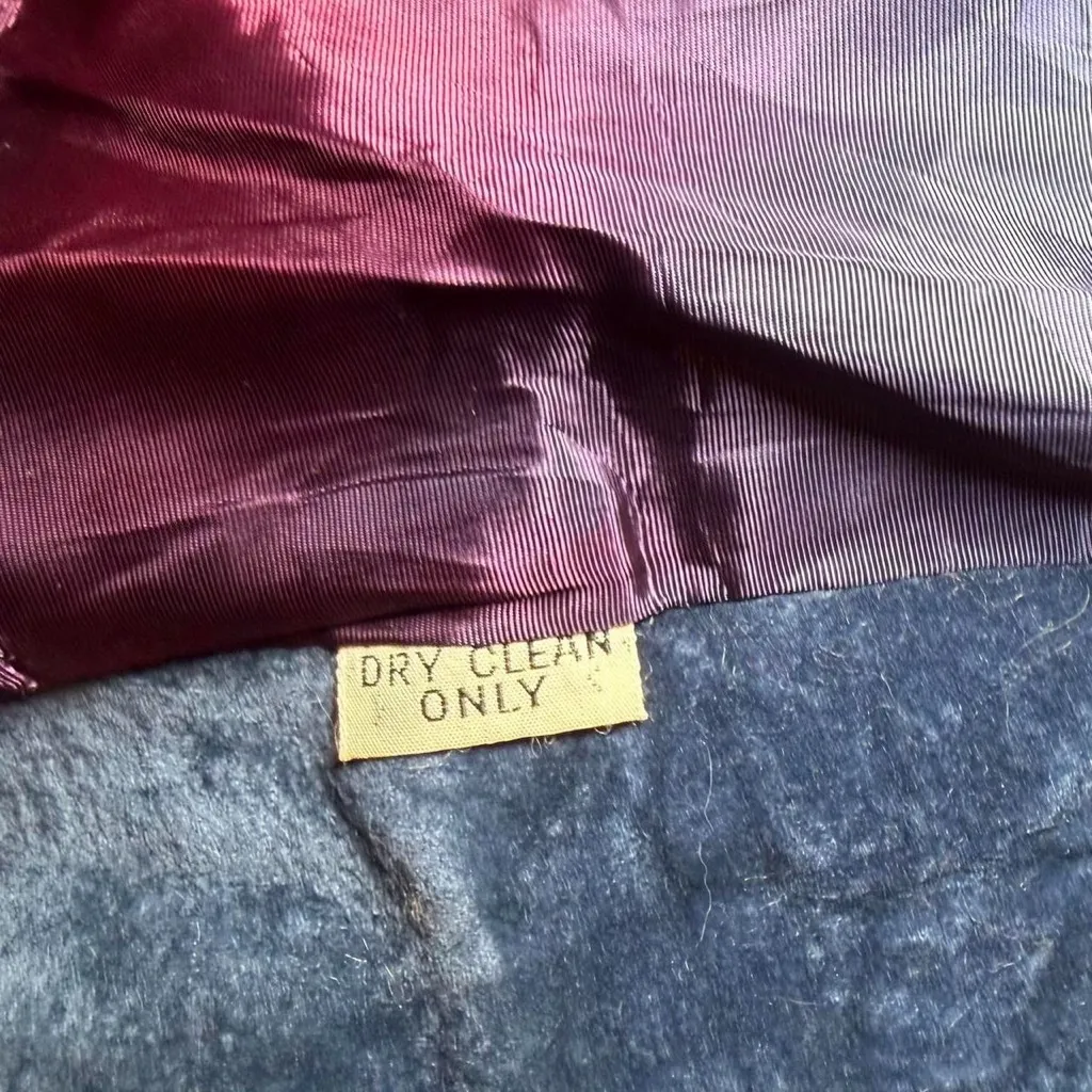 ✨ Y2K Penny Lane Faux Fur Coat ✨
iconic early 2000s energy 💿🦋 Blue Size XS - Image 8