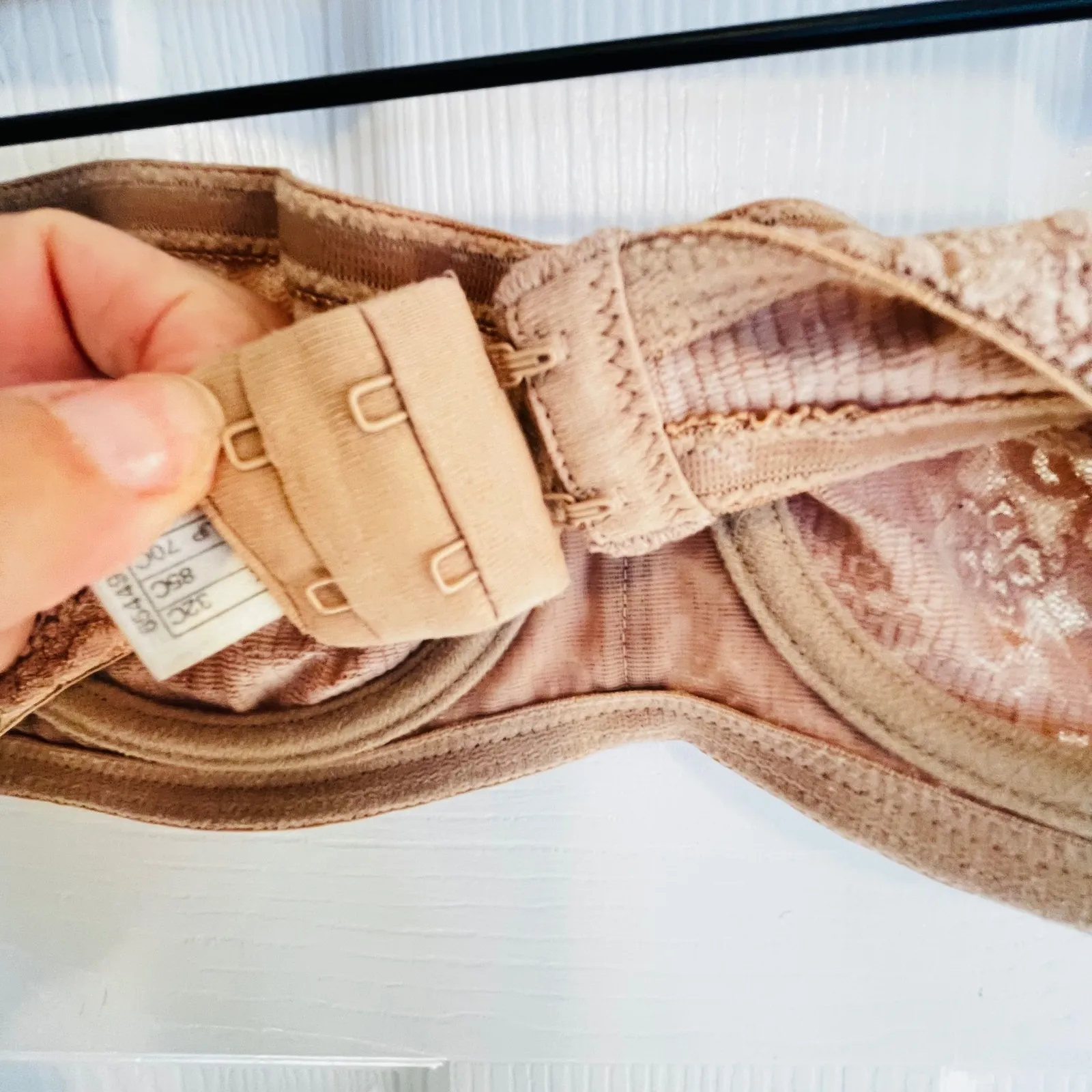 Wacoal USA 32C Beige Lace Strapless Bandeau Bra UnderWired Lingerie - Image 3