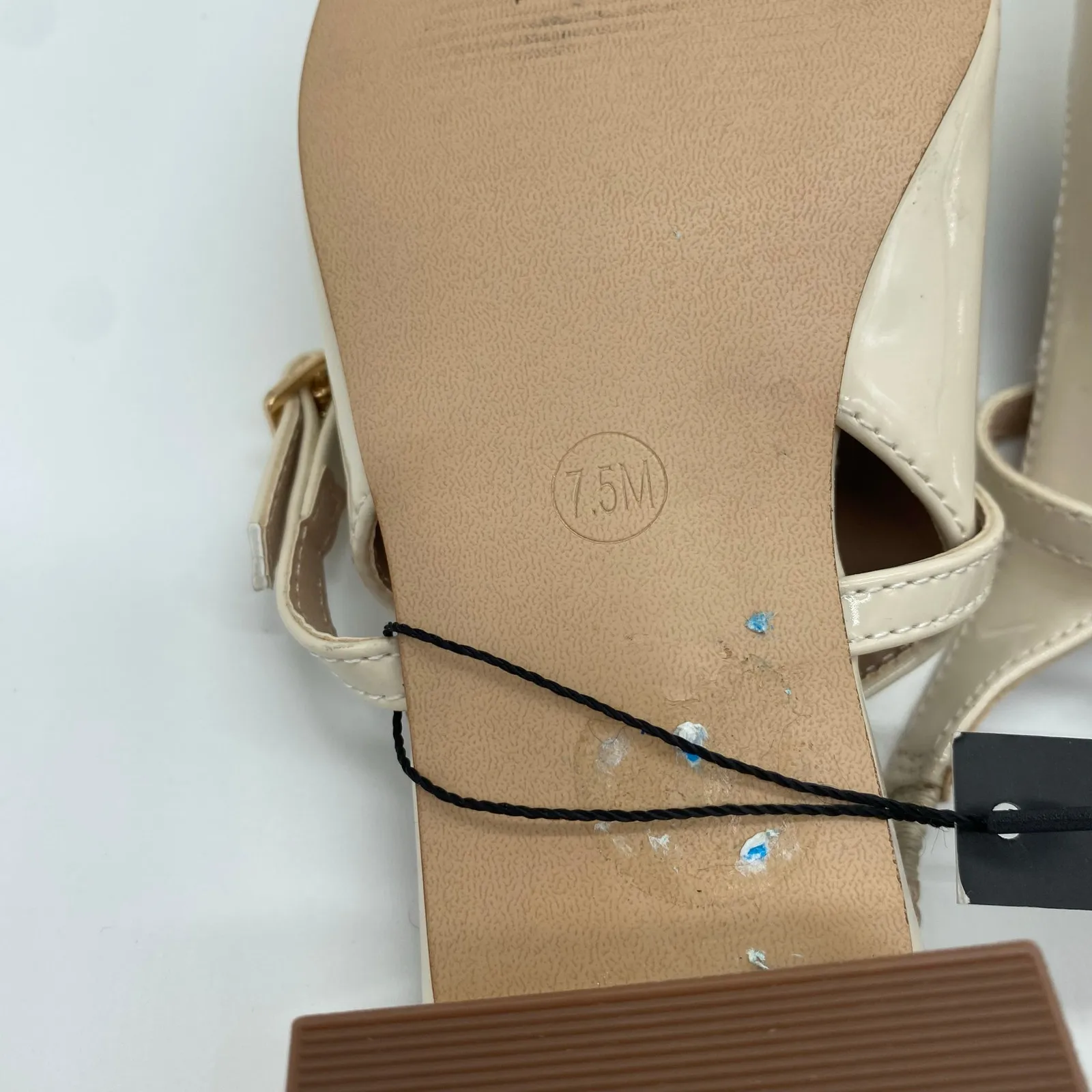 NWT Tahari Cream Patent Leather Mary Jane Kitten Heels Slingback Women size 7.5 - Image 8